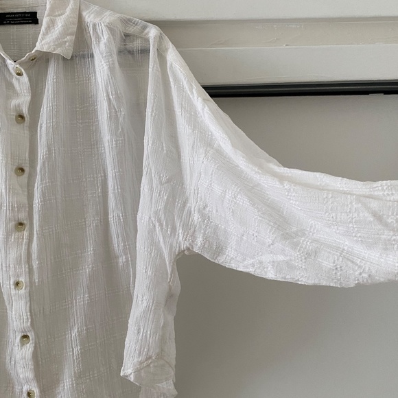 White Button Up Top - Picture 2 of 3